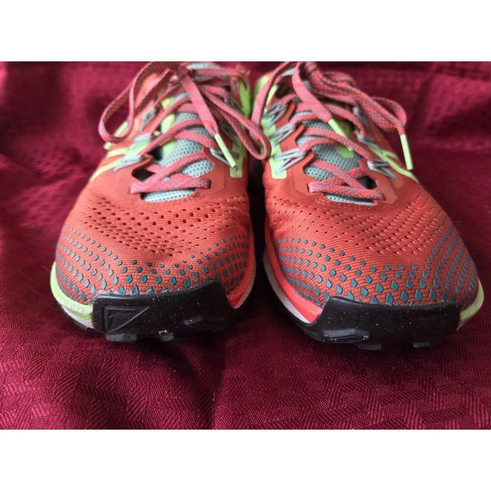 Nike Pegasus Trail 4 Womens 8.5 Shoes Orange Red DJ6159-801 Running Sneaker Walk